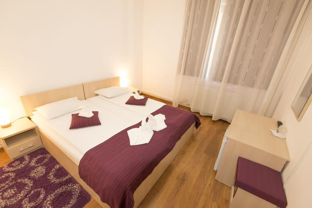 Vila Rigo Szováta Szoba fotó